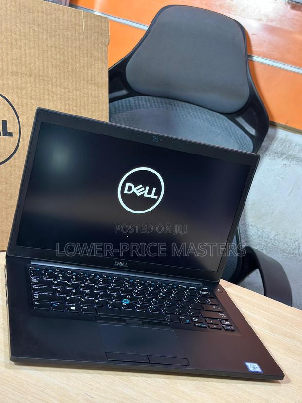 New Laptop Dell Latitude 7490 8GB Intel Core I5 SSD 256GB · Photo 1