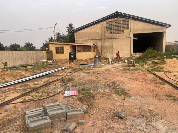 500 SQM Warehouse at Amasaman · Photo 4