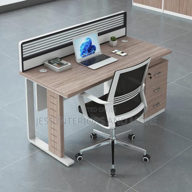 Office Workstation Desk · Photo 1