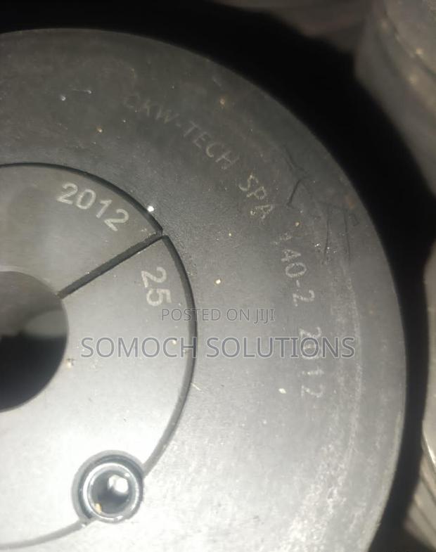 V-Belt Pulley A, B,C Avable in Different Sizes and Grooves · Photo 1