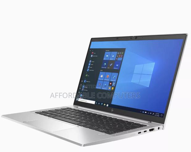 New Laptop HP EliteBook 840 G8 8GB Intel Core i5 SSD 256GB · Photo 2