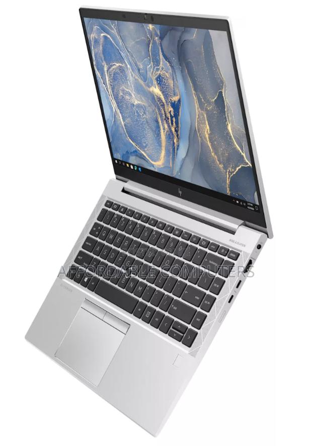 New Laptop HP EliteBook 840 G7 8GB Intel Core I5 SSD 256GB · Photo 1