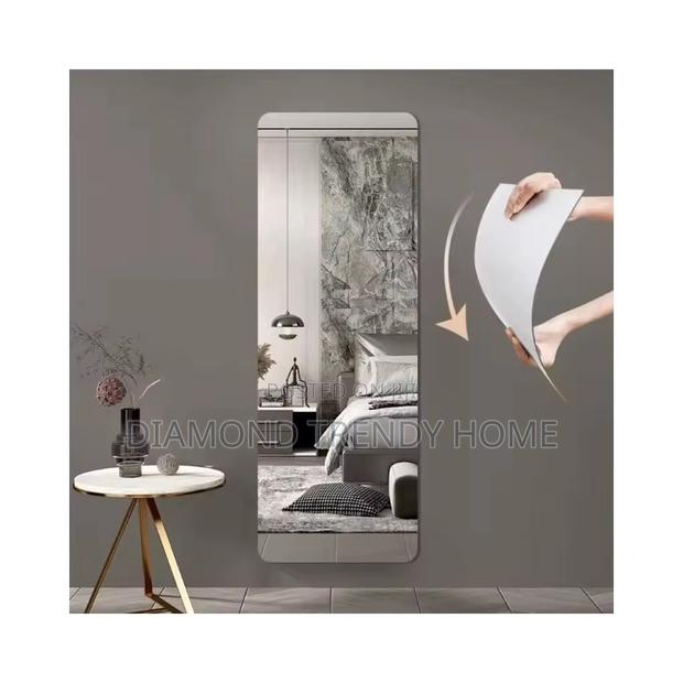 Self Adhesive Acrylic Mirror · Photo 3