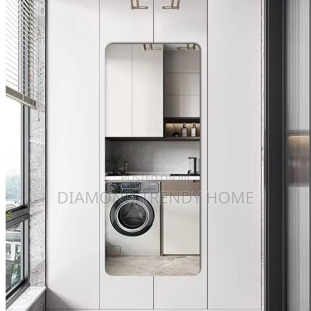 Self Adhesive Acrylic Mirror · Photo 7