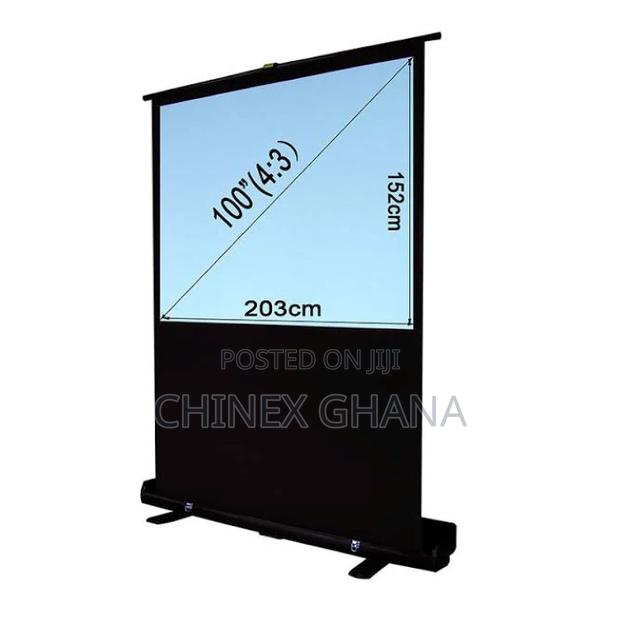 Projector Screen · Photo 2