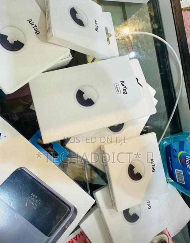 Apple Airtag 2 · Photo 3