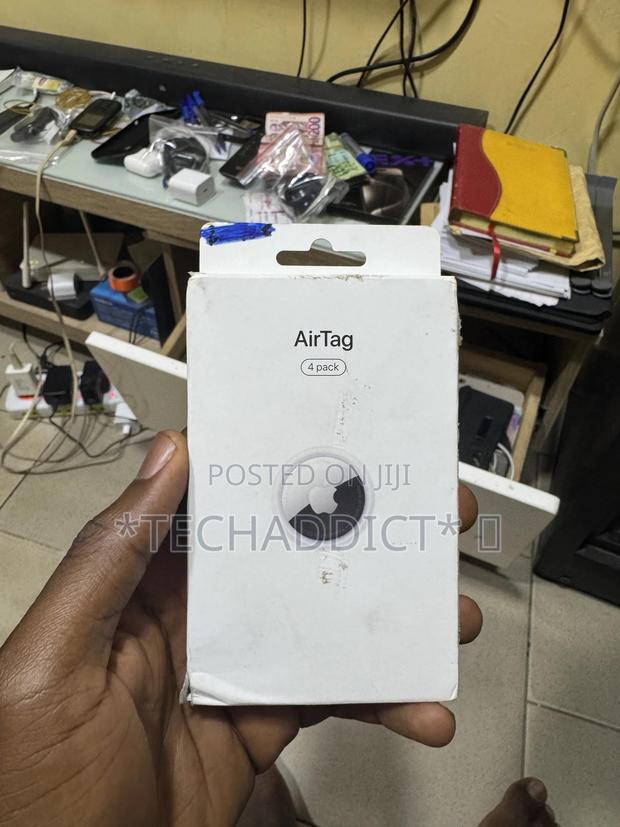 Apple Airtag 2 · Photo 2