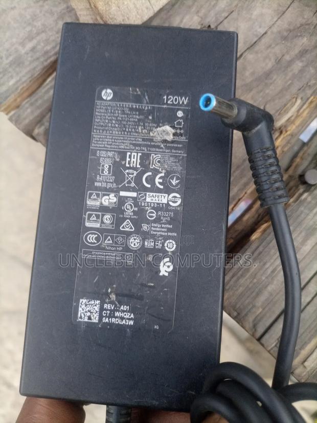 Original HP Charger Blue Pin 120w · Photo 1