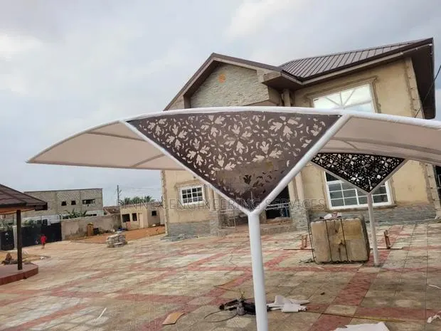 Carport / Canopy · Photo 1