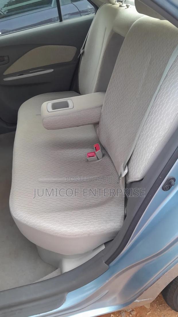 Toyota Belta 2012 Blue · Photo 4