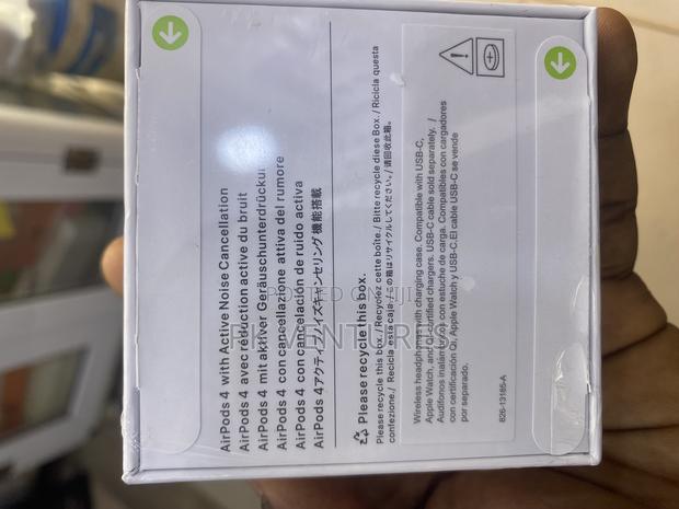 Airpods. 4 · Photo 3