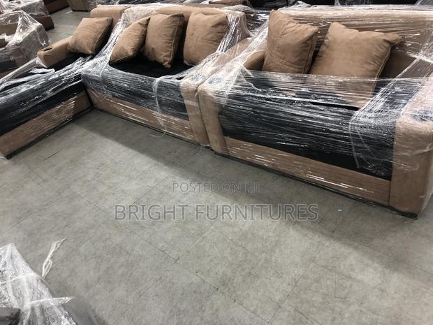 Foreign Sofa Sets Available for a Cool Price · Photo 2