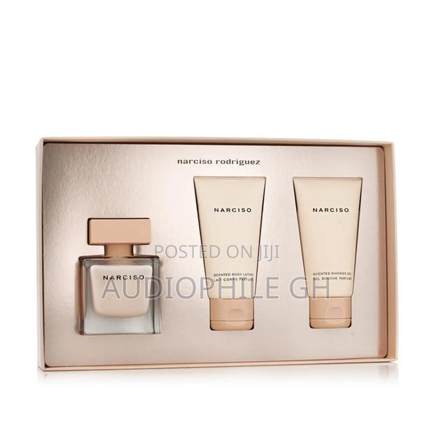 Narciso Rodriguez Narciso Poudrée Eau De Parfum Gift Set · Photo 3