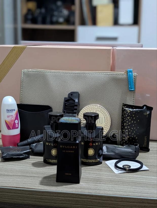 Bvlgari Le Gemme Orom + Emirates First Class Amenities Kit · Photo 1