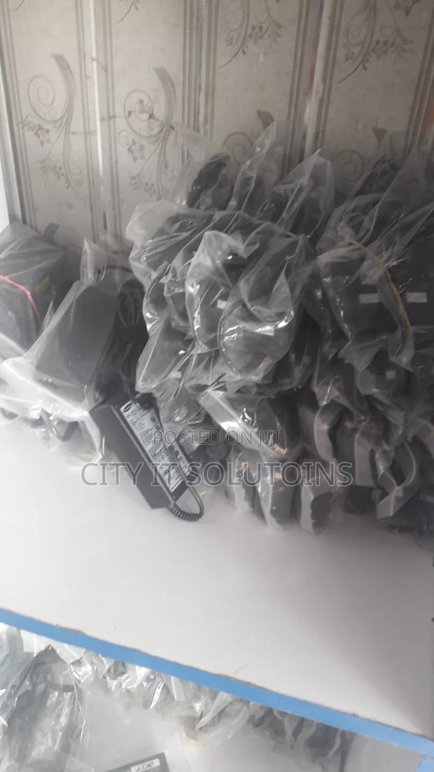 All Brands of Laptop's Charges · Photo 5