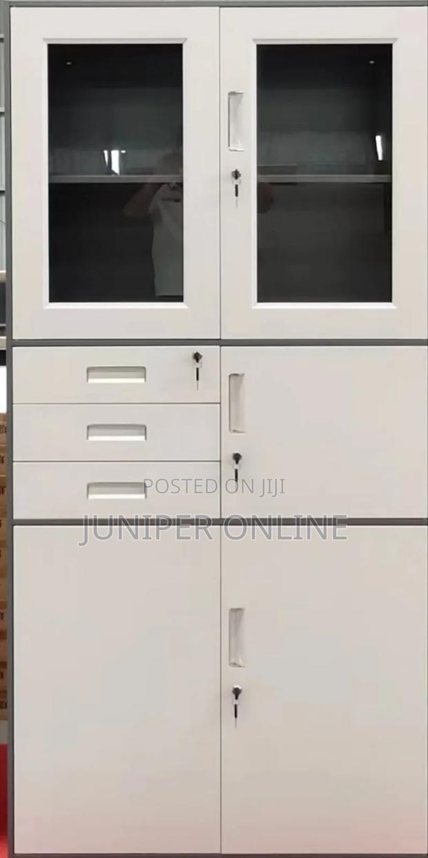 Office Cabinet Metallic Glass Sewn · Photo 2