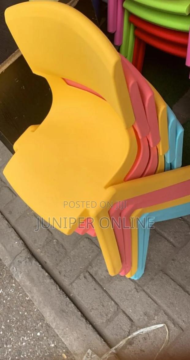 Kids Study Chair Triton Erga · Photo 2