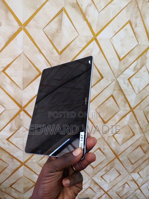 Huawei MediaPad T3 10 16 GB Silver · Photo 4