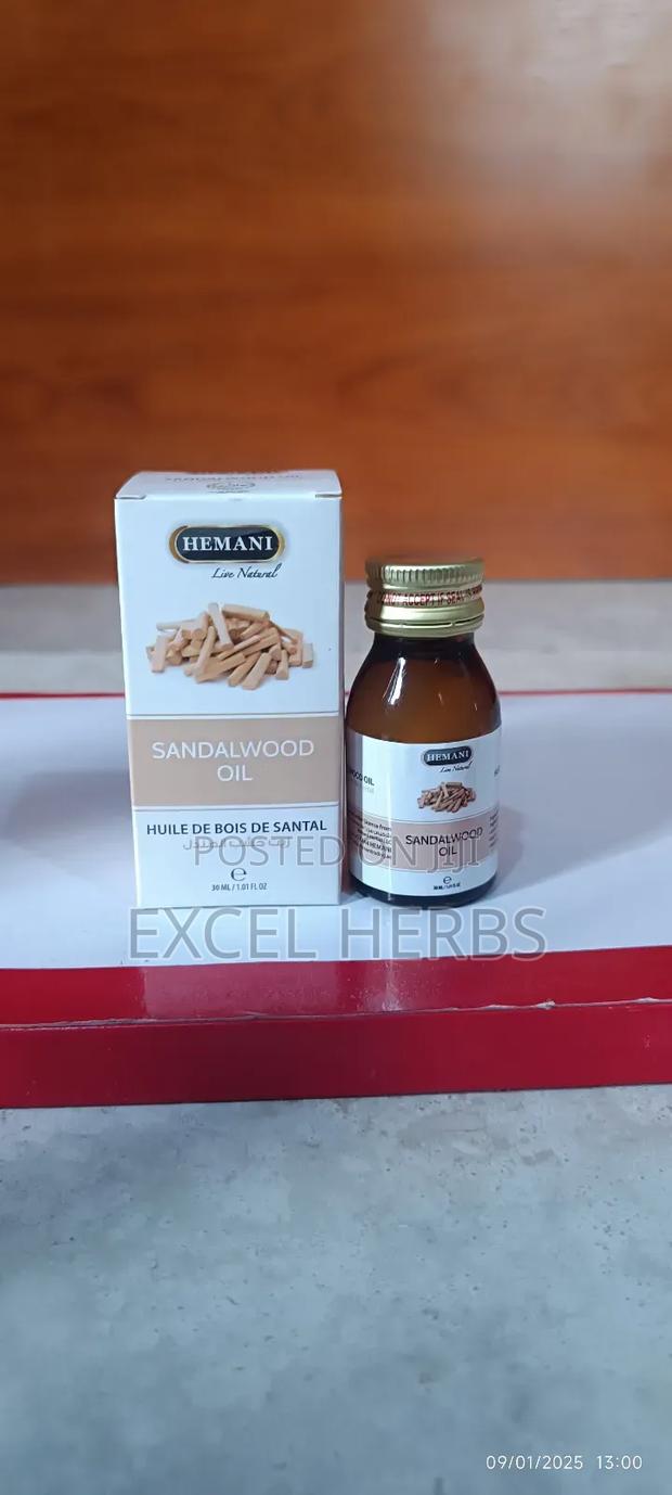 Hemani (Sandalwood Oil 30ml) · Photo 1
