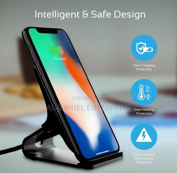 Auradock-5 Promate Ultra-Fast Wireless Charging Stand · Photo 1