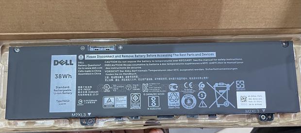 Original Dell F62G0 Battery for Inspiron 13 7370 7373 7386 · Photo 1