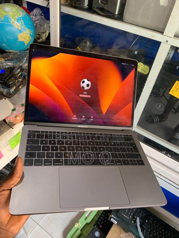 Laptop Apple MacBook Pro 2017 8GB Intel Core I5 SSD 128GB · Photo 1