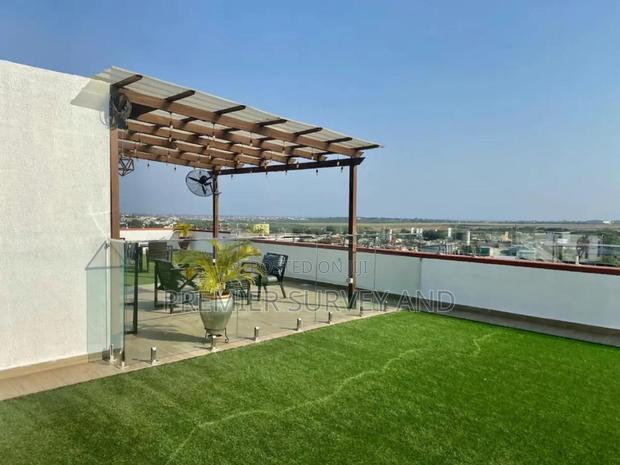Pergola Construction · Photo 1