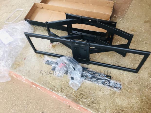 Capable Full Motion Wall Mount: 50-120 Inch Full Motion · Photo 1