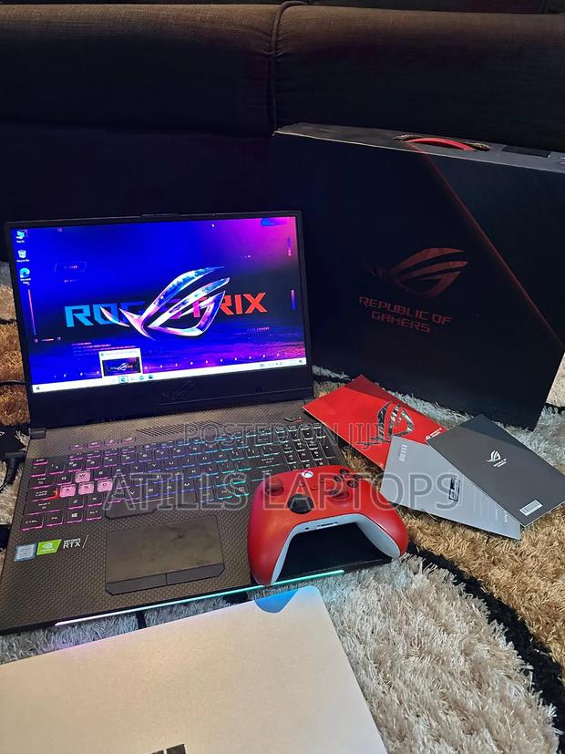 Laptop Asus ROG Strix SCAR Edition 16GB Intel Core I7 SSD 512GB · Photo 3