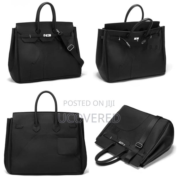 High Quality Hand Crafted Leather Duffle Bag · Photo 2