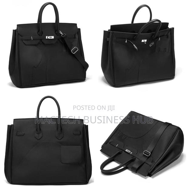 Hand Crafted Leather Bag · Photo 1