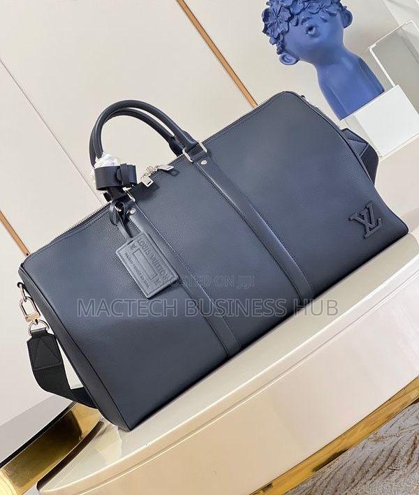 Traveling Bag · Photo 2