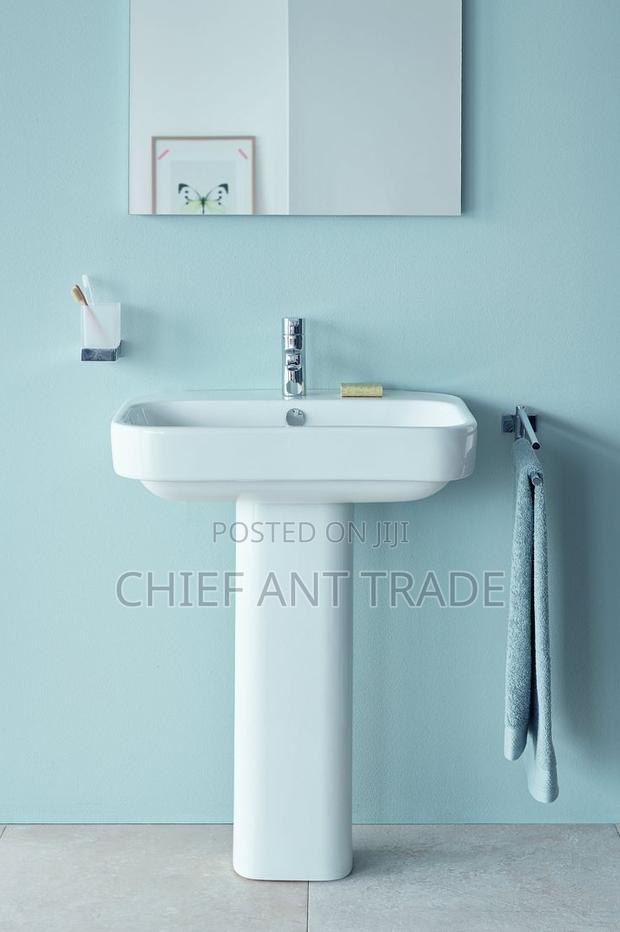Basin With Pedestal. 05 · Photo 1