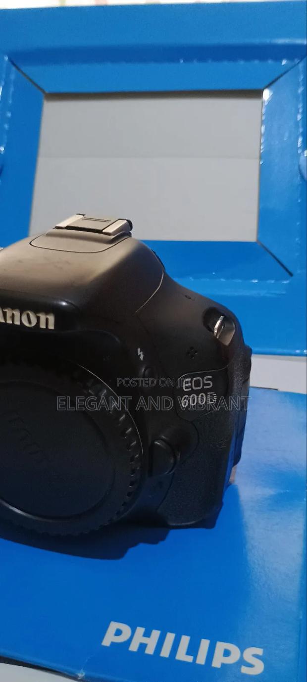Canon 600d With Screen Color Change,Please Read Description · Photo 3