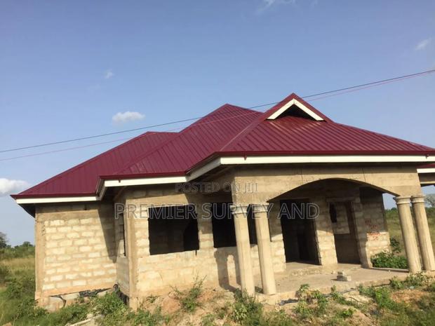 Build Your Dream Home With Premier Construction LTD · Photo 2