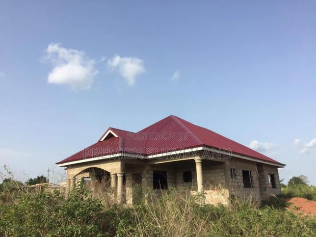 Build Your Dream Home With Premier Construction LTD · Photo 4