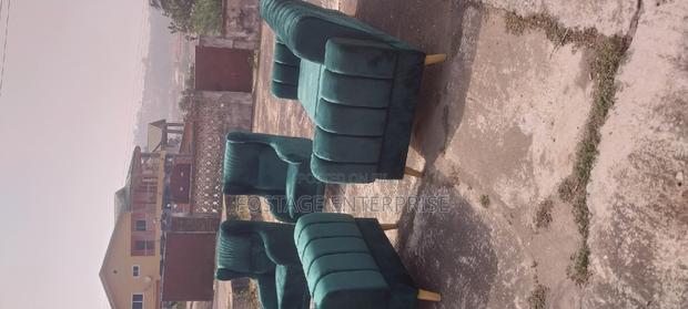 Neatly Designed Durable Foreign Set of Brand New Couch · Photo 2