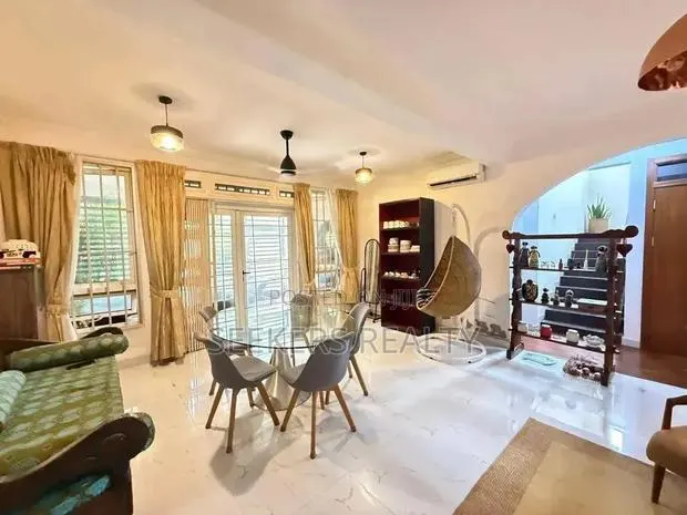 Furnished 3bdrm House in Seekers Realty, Coffee Shop Area for rent · Photo 1