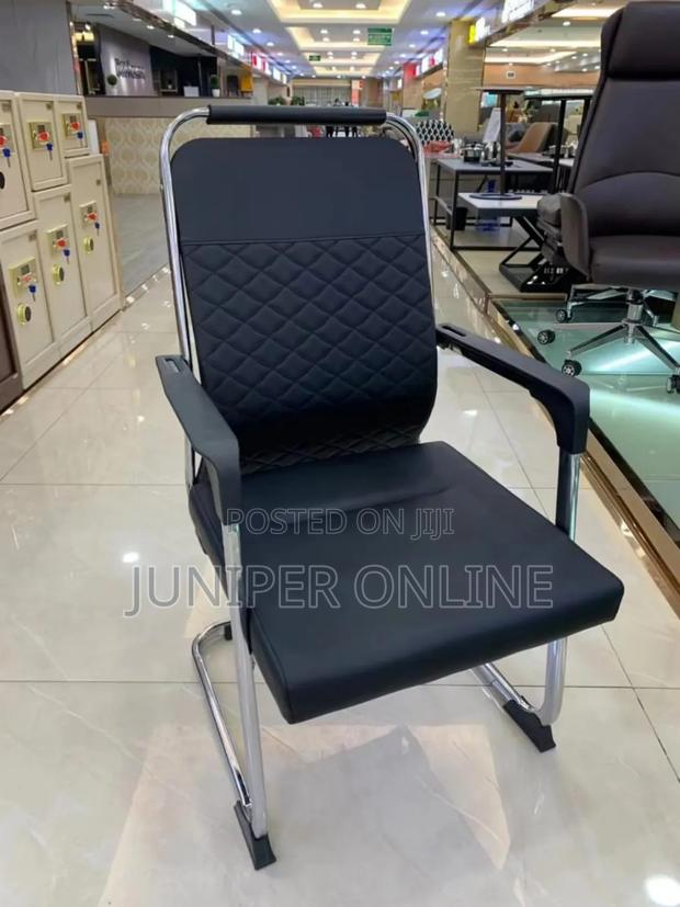 Swivel Chair Zanla Tras · Photo 1