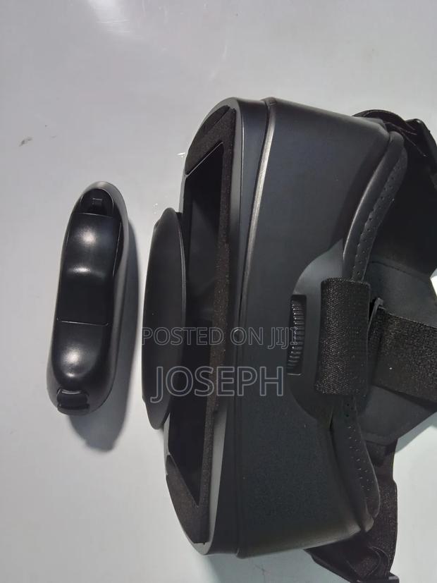 Vr Headset Pro Version With Controller · Photo 2