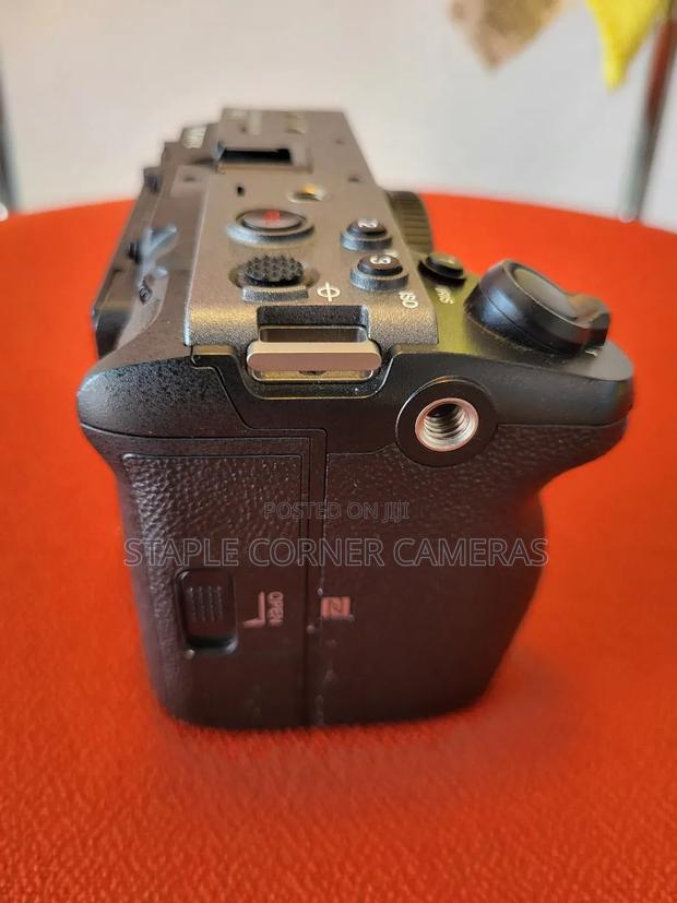 Sony Alpha Fx3 12mp Cinema Line Camera Body Xlr Handle 4k · Photo 7