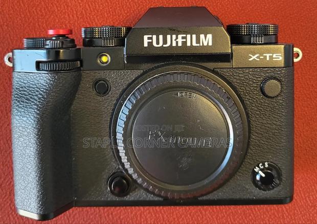 Fujifilm X-T5 40.2 MP Mirrorless Digital Camera - Body Only · Photo 1