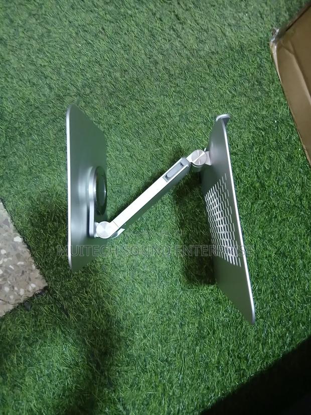 Laptop Stand · Photo 5