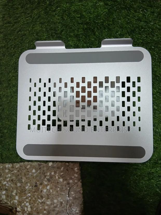 Laptop Stand · Photo 7