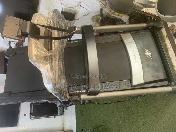 Nordictrack Treadmill · Photo 1