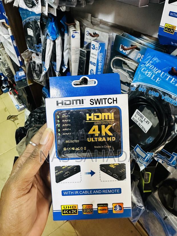 5port HMDI Switch With Remote Controller · Photo 1