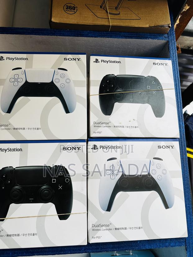 PS5 Controller Pad · Photo 1