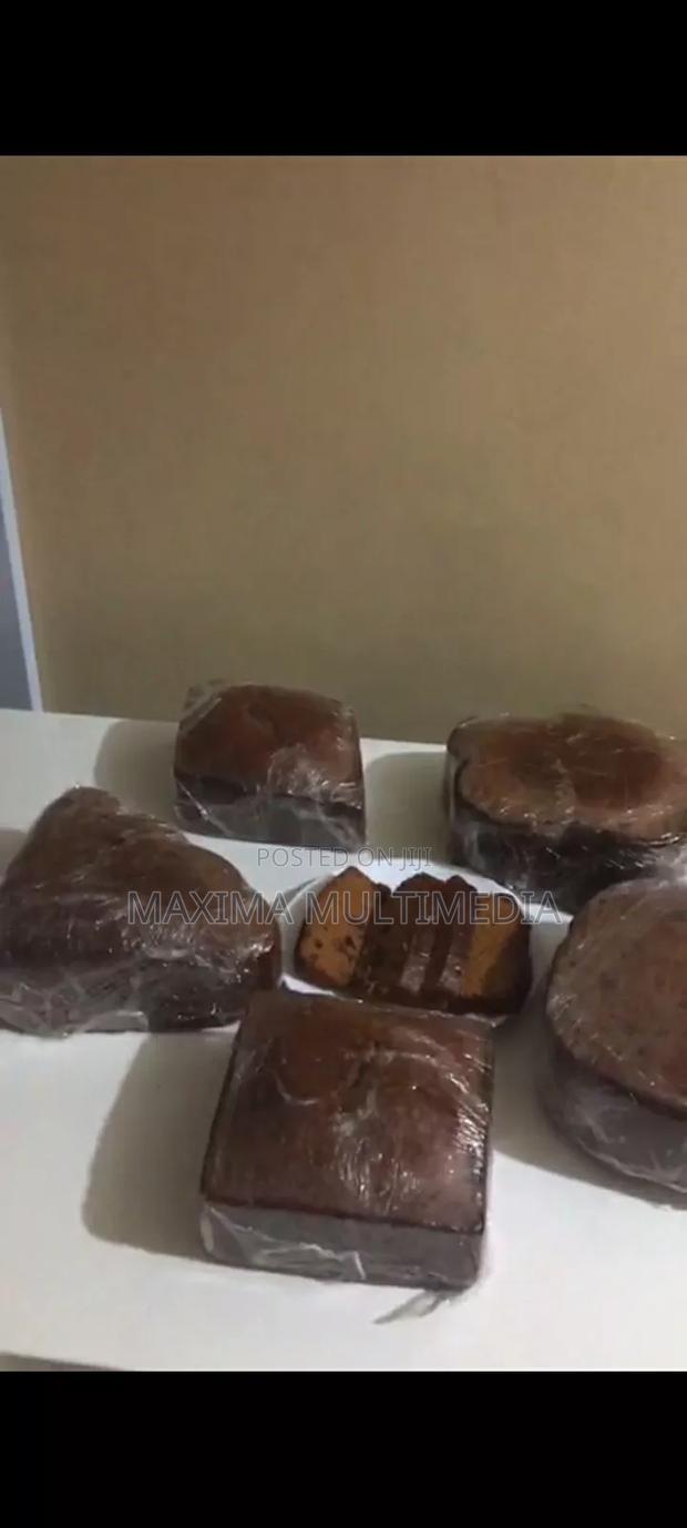 Order Your Rich Fruit And Caramelized Cake · Photo 1