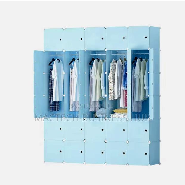 Foldable Plastic Wardrobe 30 Cubes · Photo 3