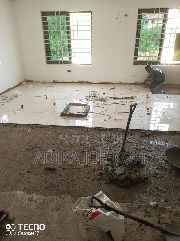 Tiles Workers Exterior Design · Photo 2